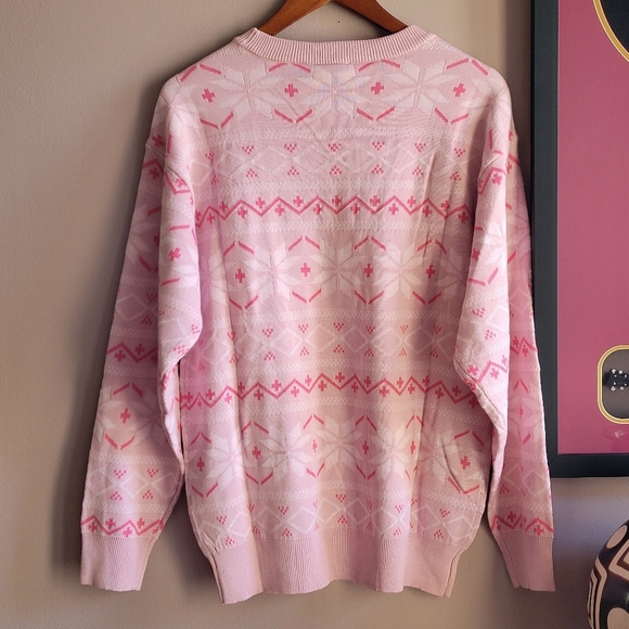 Brand New Pink BARBIE Logo Women's Sweater Top Size Medium 2024 Mattel - Picture 2 of 11